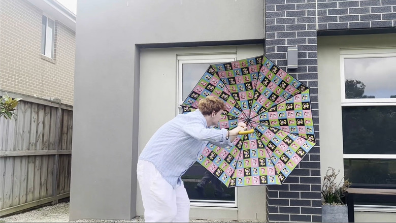 кадр из фильма The Spy Who Tasted Tea