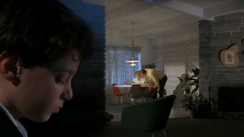 кадр из фильма Parents