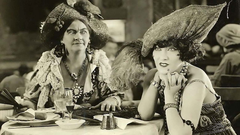 кадр из фильма Zaza