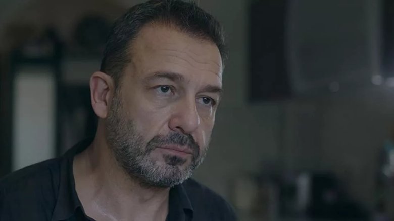 кадр из фильма Önce İsimler Gitti