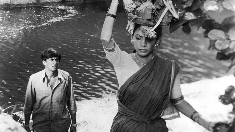 кадр из фильма Росток