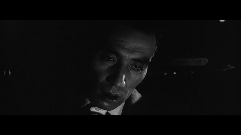 кадр из фильма Плохие спят спокойно