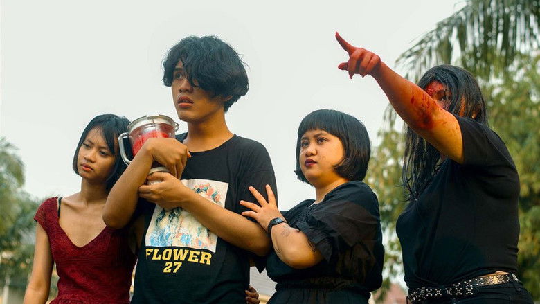 кадр из фильма Bootlegging My Way Into Hell