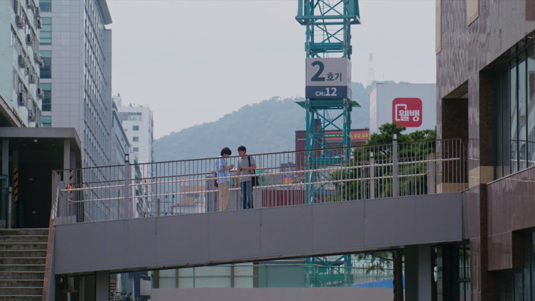 кадр из фильма 첫 문장을 쓰기 전