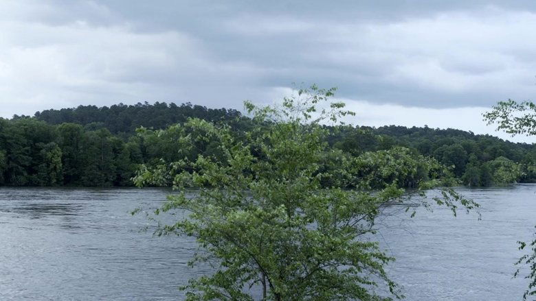 кадр из фильма Kill Cavalry