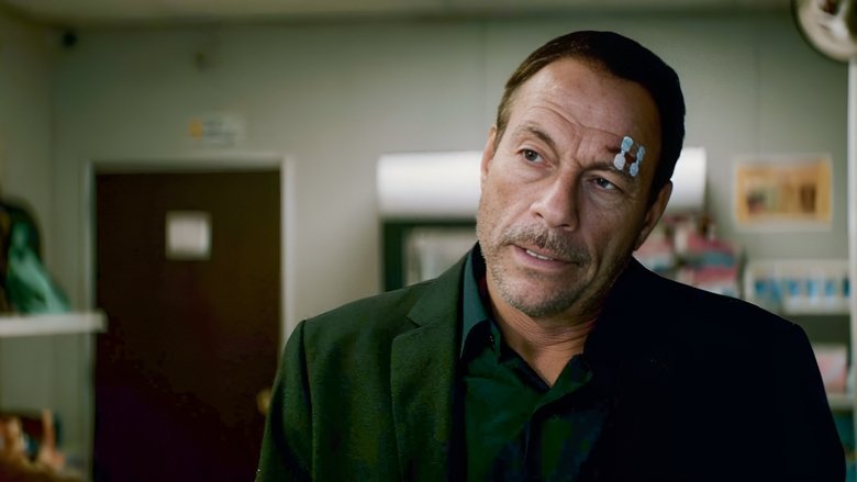 кадр из фильма Тьма человека