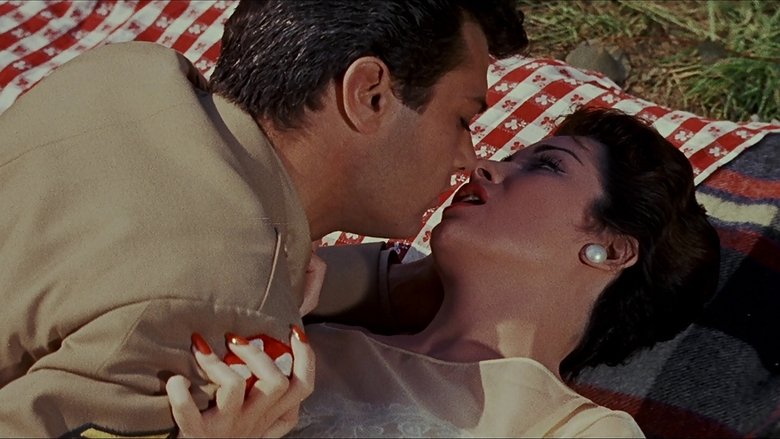 кадр из фильма Идеальный отпуск