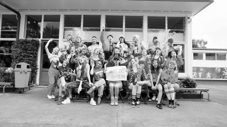 кадр из фильма PURPOSE - The Movement