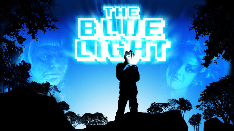 кадр из фильма The Blue Light