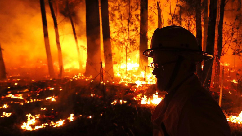 кадр из фильма A Fire Inside