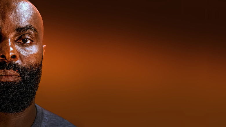 кадр из фильма В его тени