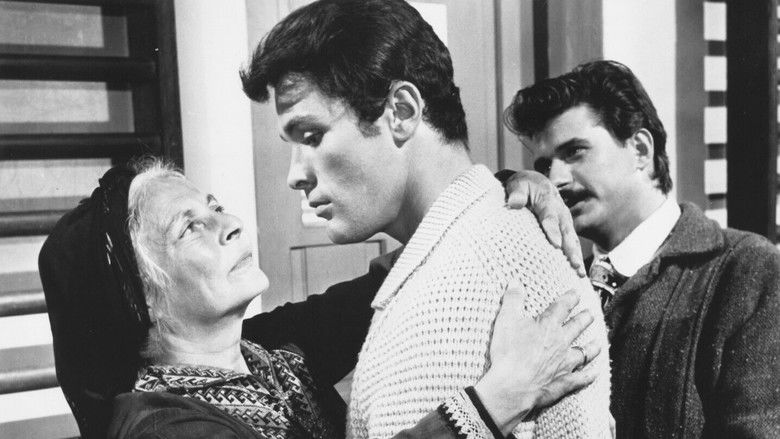 кадр из фильма It Happened in Athens