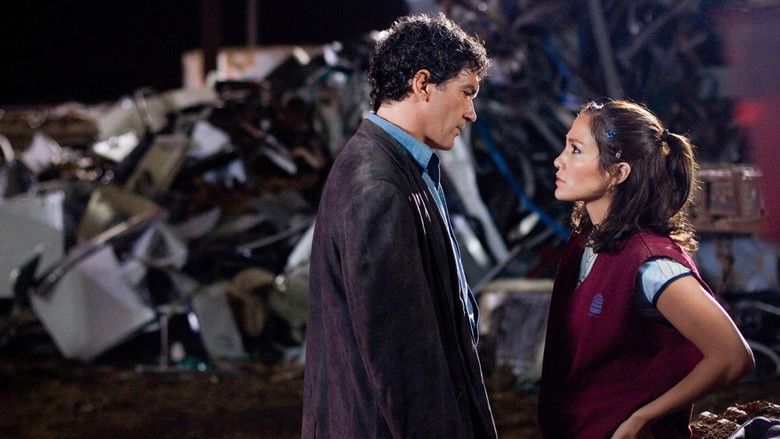 кадр из фильма Город на границе