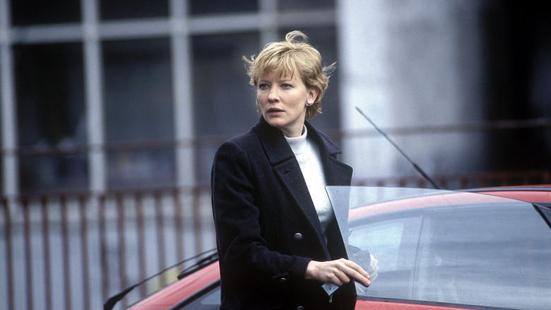 кадр из фильма Охота на Веронику