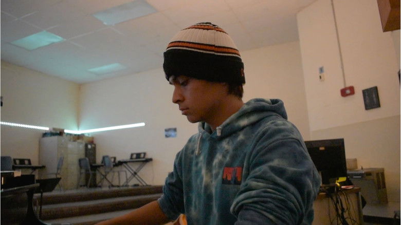 кадр из фильма Playing Through the Applause