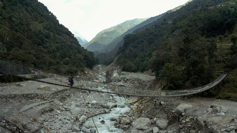 кадр из фильма Helambu