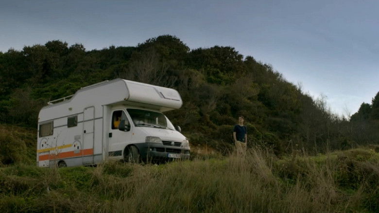 кадр из фильма Yeni Başlayanlar İçin Hayatta Kalma Sanatı