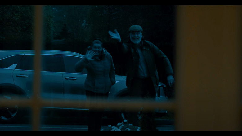 кадр из фильма All Eyes On You