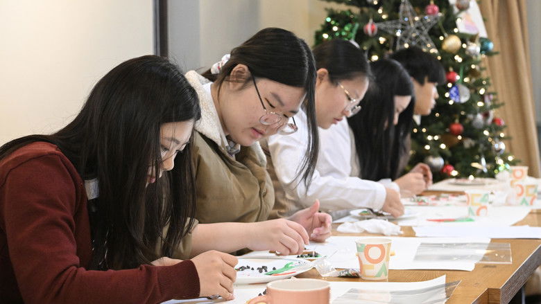 кадр из фильма School for Defectors