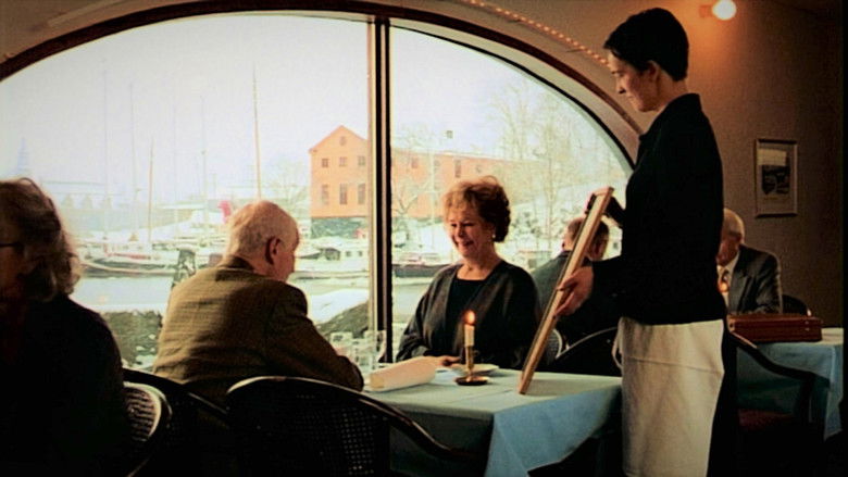 кадр из фильма Den tatuerade änkan