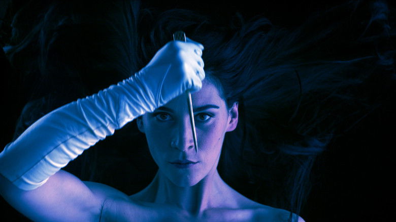 кадр из фильма Странный цвет слез твоего тела