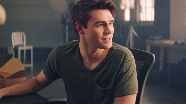 кадр из фильма Наше последнее лето