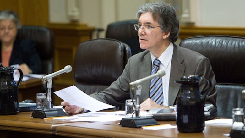 кадр из фильма Chers électeurs