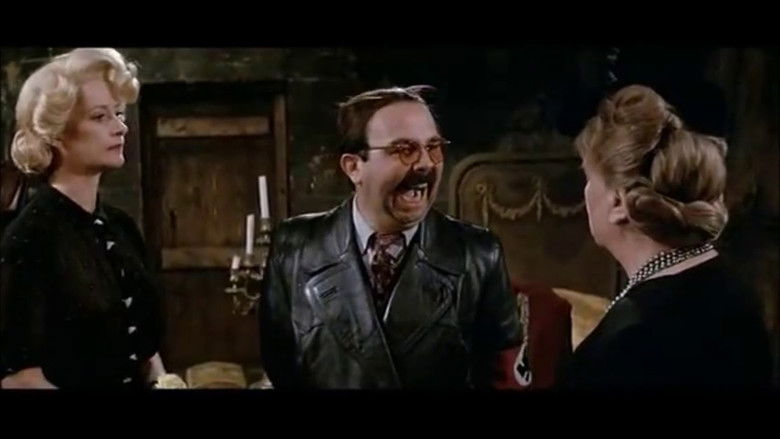 кадр из фильма Папочка вступил в Сопротивление