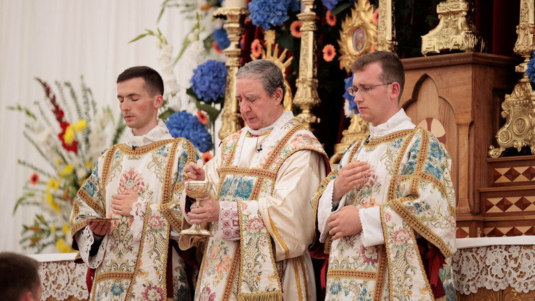 кадр из фильма TRADITIO I: A Work of Faith