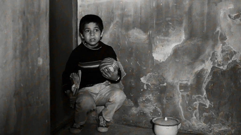 кадр из фильма زنگ تفریح‎‎