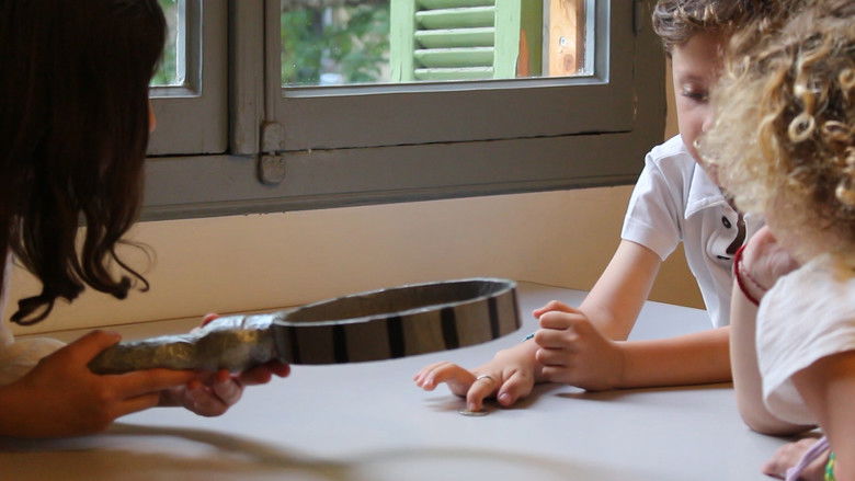 кадр из фильма μυθολοΒΙΑ