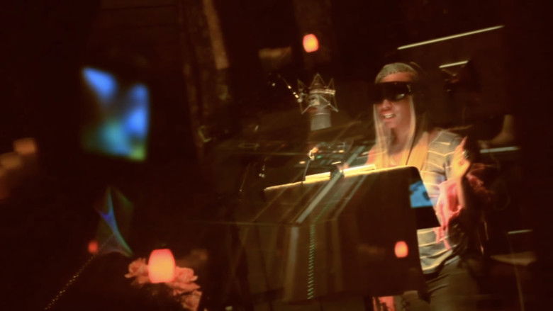 кадр из фильма The Re-Up