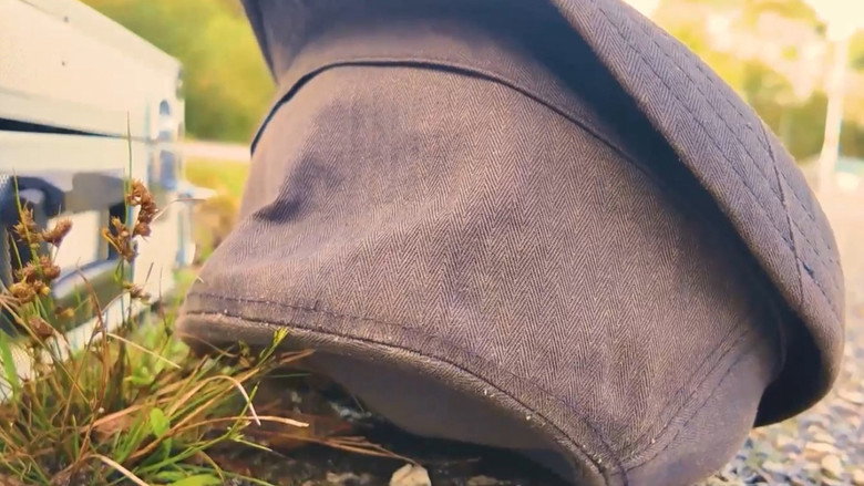 кадр из фильма What's In The Case?