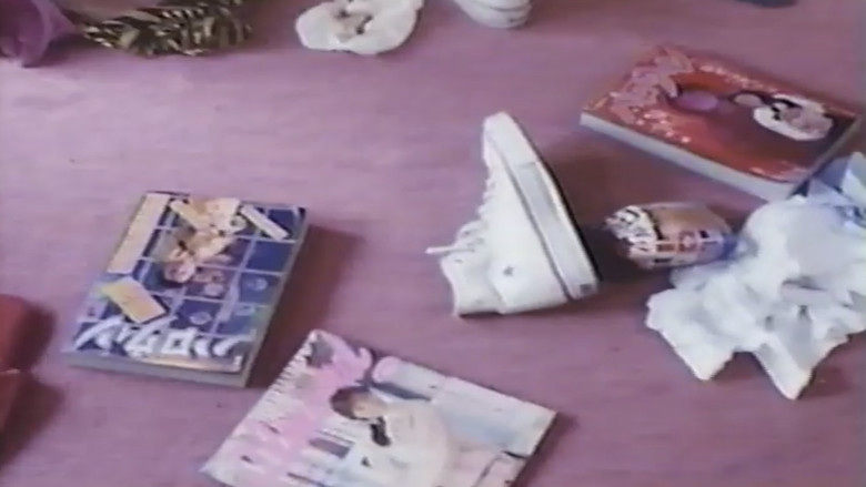 кадр из фильма 冴島奈緒　異常昂奮