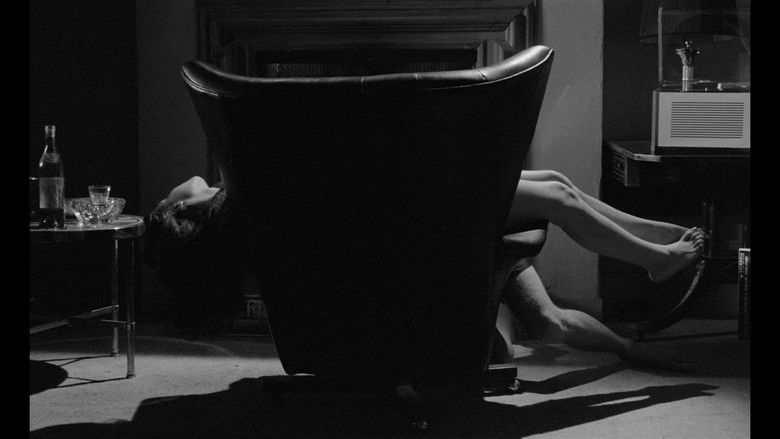 кадр из фильма Слуга