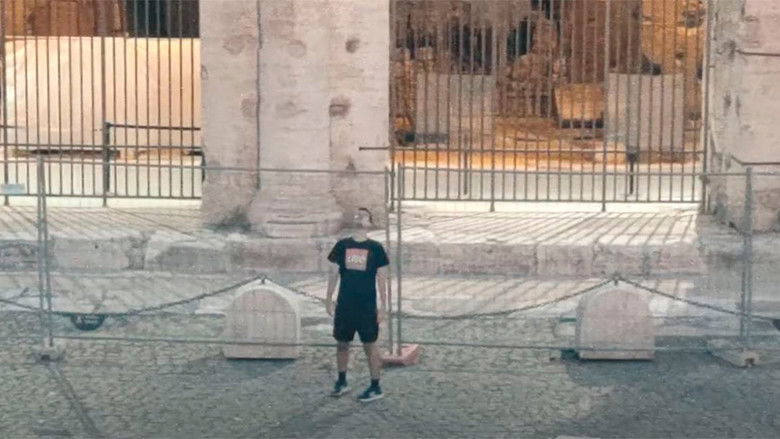 кадр из фильма cuando muera tendré un cubo de tierra junto a mi cama