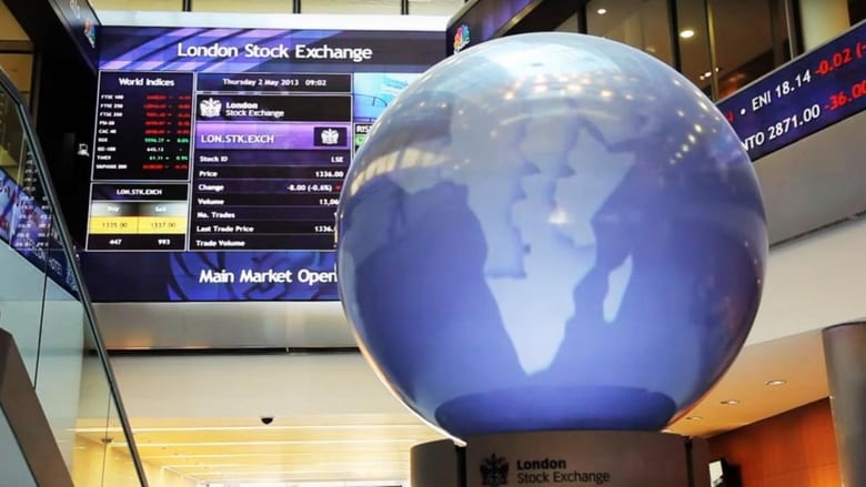 кадр из фильма Offshore Incorporated