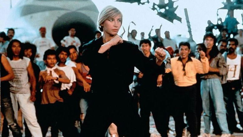 кадр из фильма Леди дракон