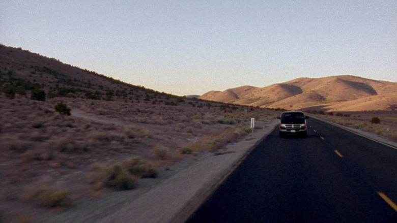 кадр из фильма Бурый кролик