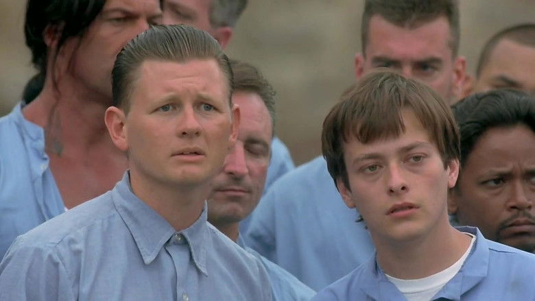 кадр из фильма Зверофабрика