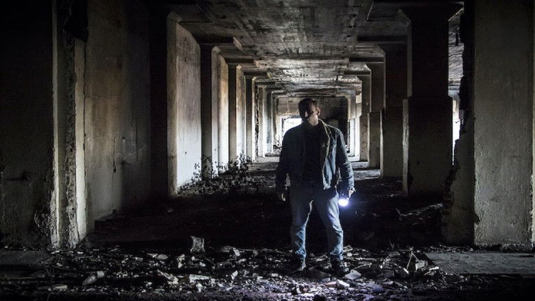 кадр из фильма La sombra del gallo