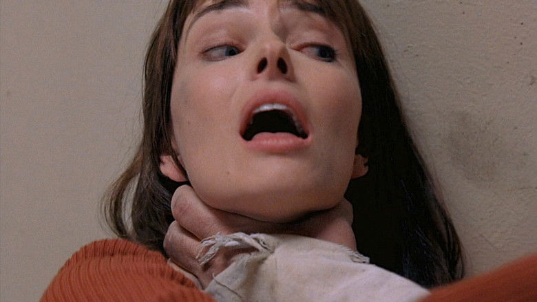 кадр из фильма Лабиринты тьмы