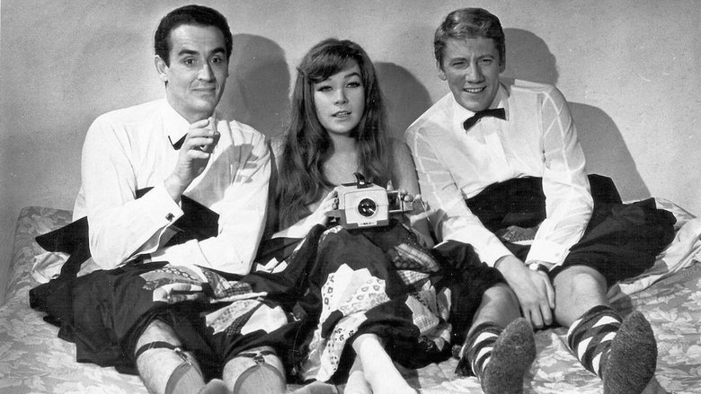 кадр из фильма Семь раз женщина