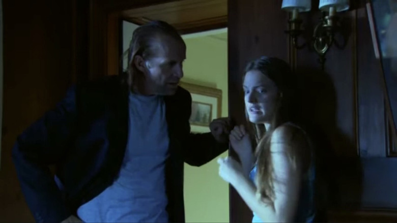 кадр из фильма They Never Found Her