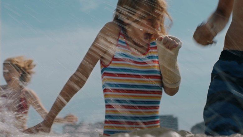 кадр из фильма Июль 96-го