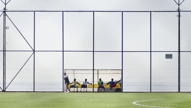 кадр из фильма Offside Istanbul