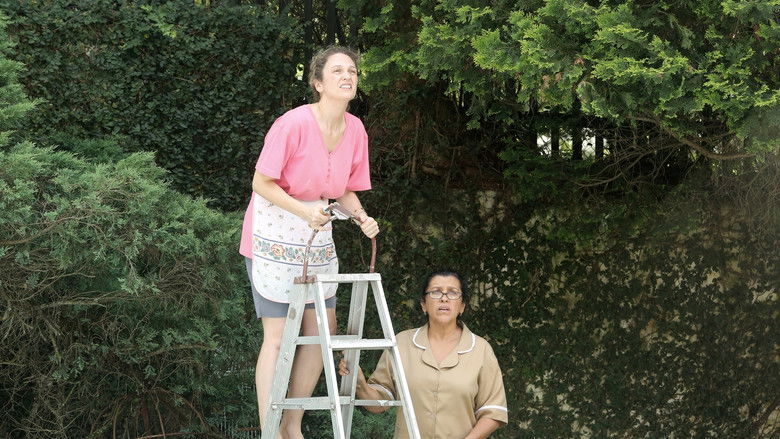 кадр из фильма Во сколько она вернётся?