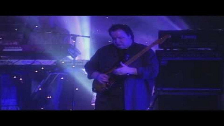 кадр из фильма Marillion: From Stoke Row To Ipanema