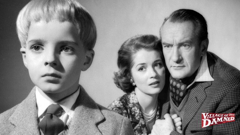 кадр из фильма Деревня проклятых