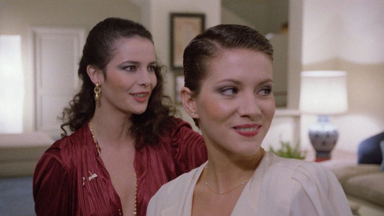 кадр из фильма Дом на краю парка